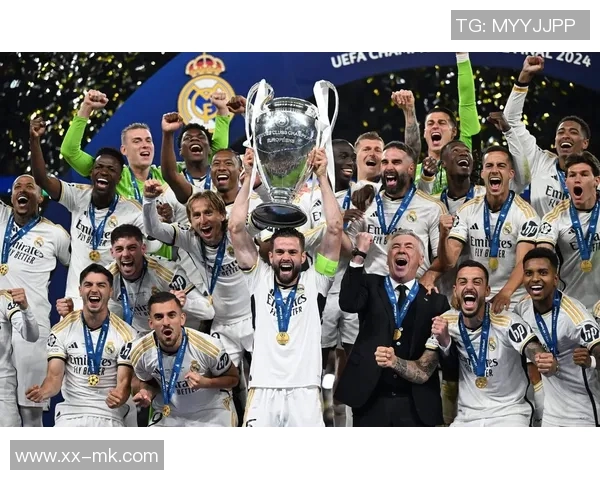 纳乔庆祝36岁生日前皇马队友拉莫斯社交媒体送上温馨祝福与合影