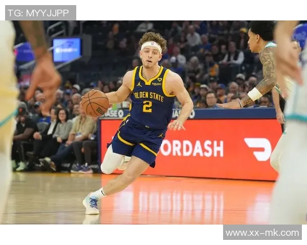 库里盛赞波杰姆斯基独特天赋称其为年轻球员的动力源泉