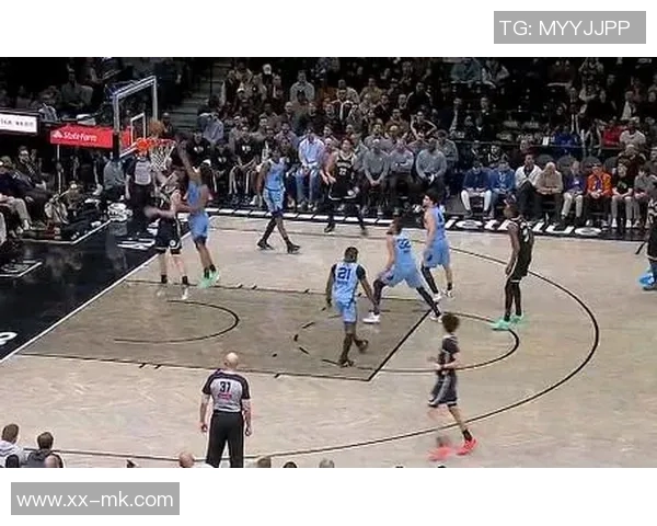 巴特勒怒怼沃尔夫白人新秀单打篮网展现硬实力引发争议 巴特勒怒怼沃尔夫白人新秀单打篮网展现硬实力引发争议